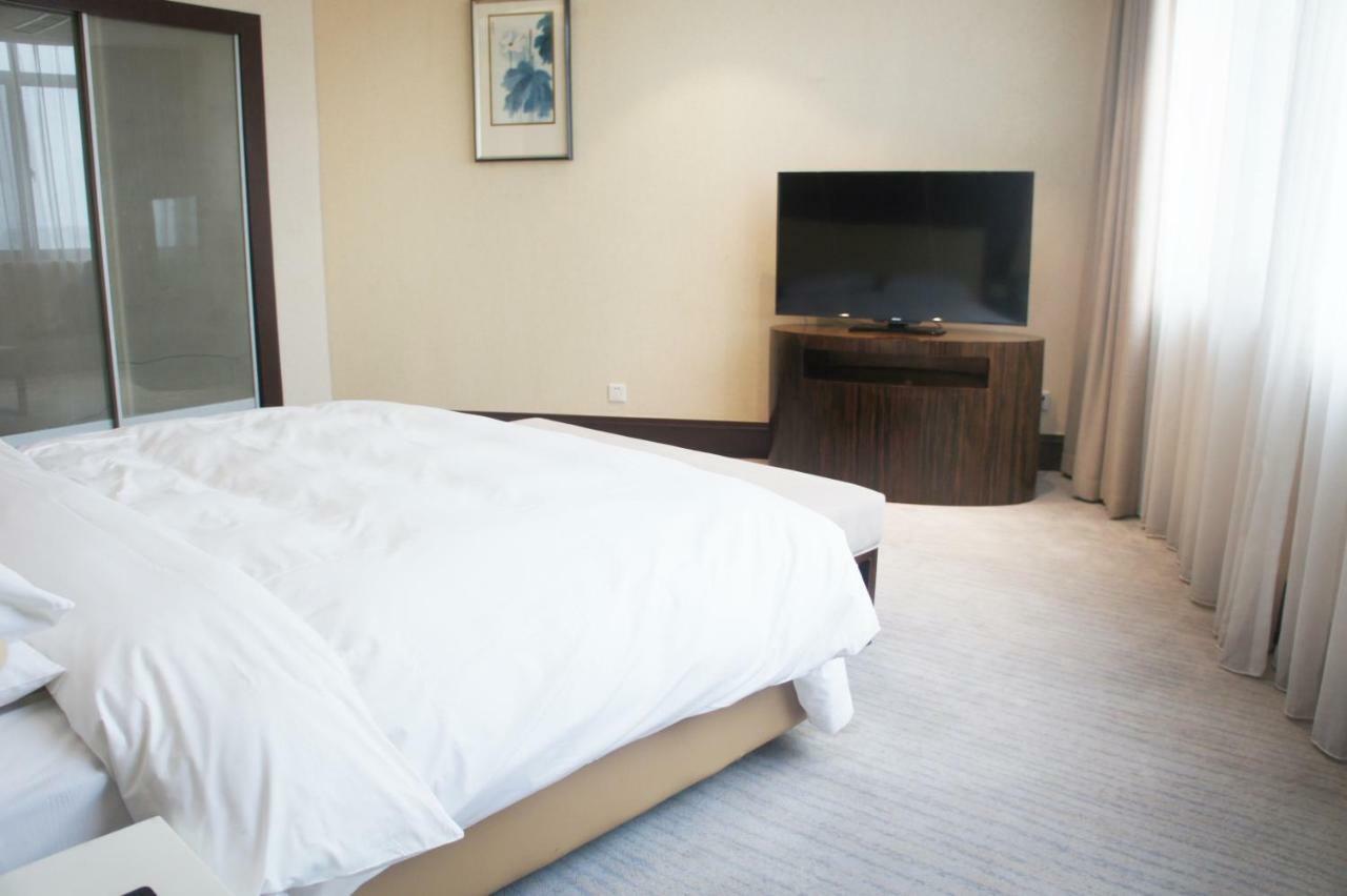 Rosedale Hotel & Resorts Suzhou Сучжоу Экстерьер фото